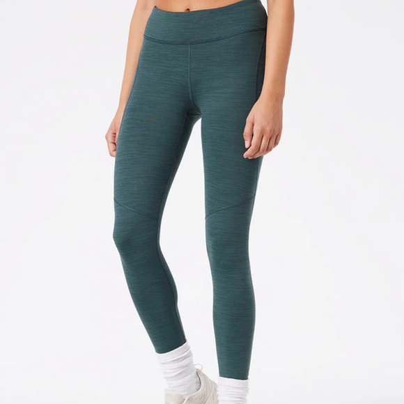 OUTDOOR VOICES Green Yoga Leggings - Picture 2 of 7